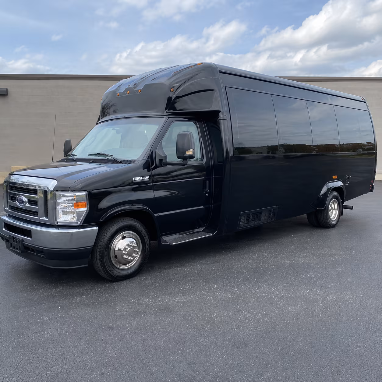 Trenton Birthday, Sweet 16, & Quinceañera Transportation pickup coordination