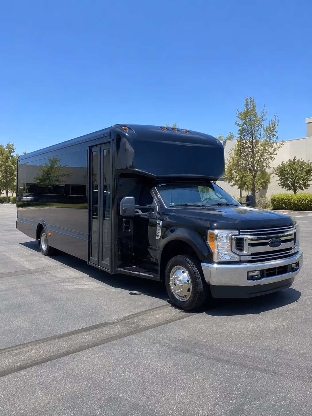 Trenton Winery Tour & Pub Crawl Transportation party bus exterior